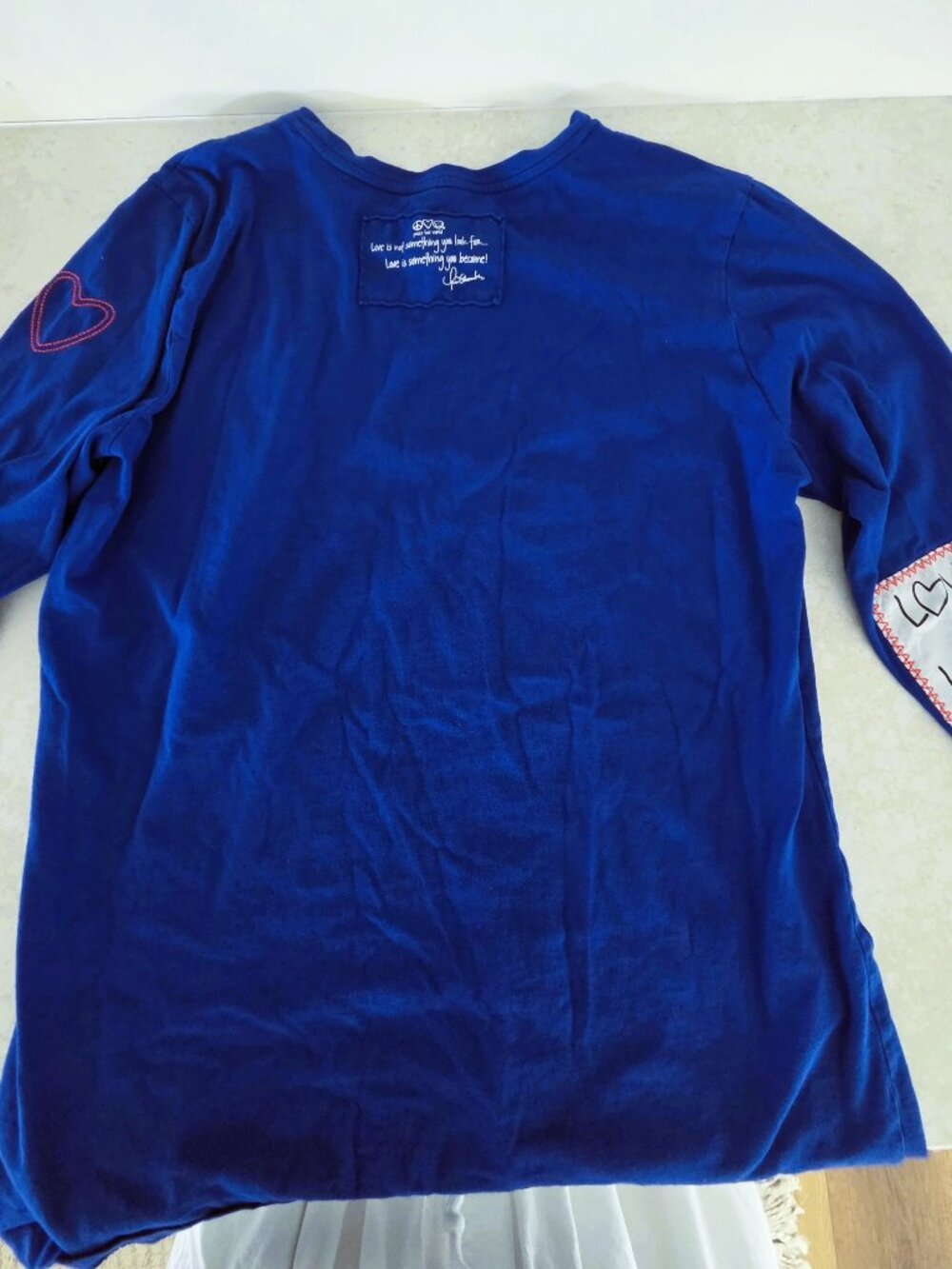 Peace Love World Love 2 Love Long-Sleeve Doni Top Medium Blue Defects - Picture 6 of 9
